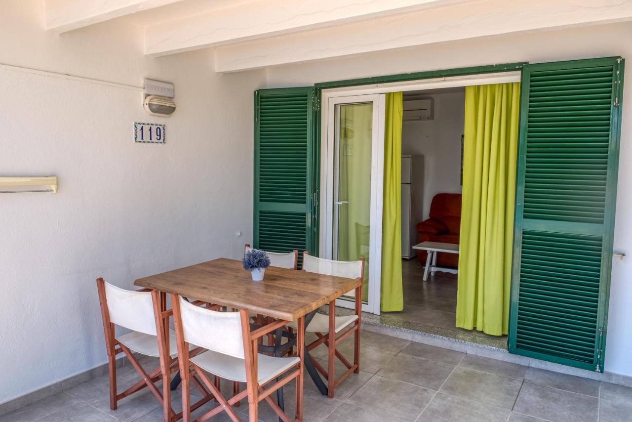 Apartamentos Las Golondrinas 칼란 보쉬 외부 사진